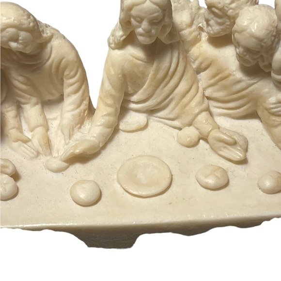 Vintage Mid Century Alabaster Last Supper carved statue on Marble Italy - Picture 9 of 10